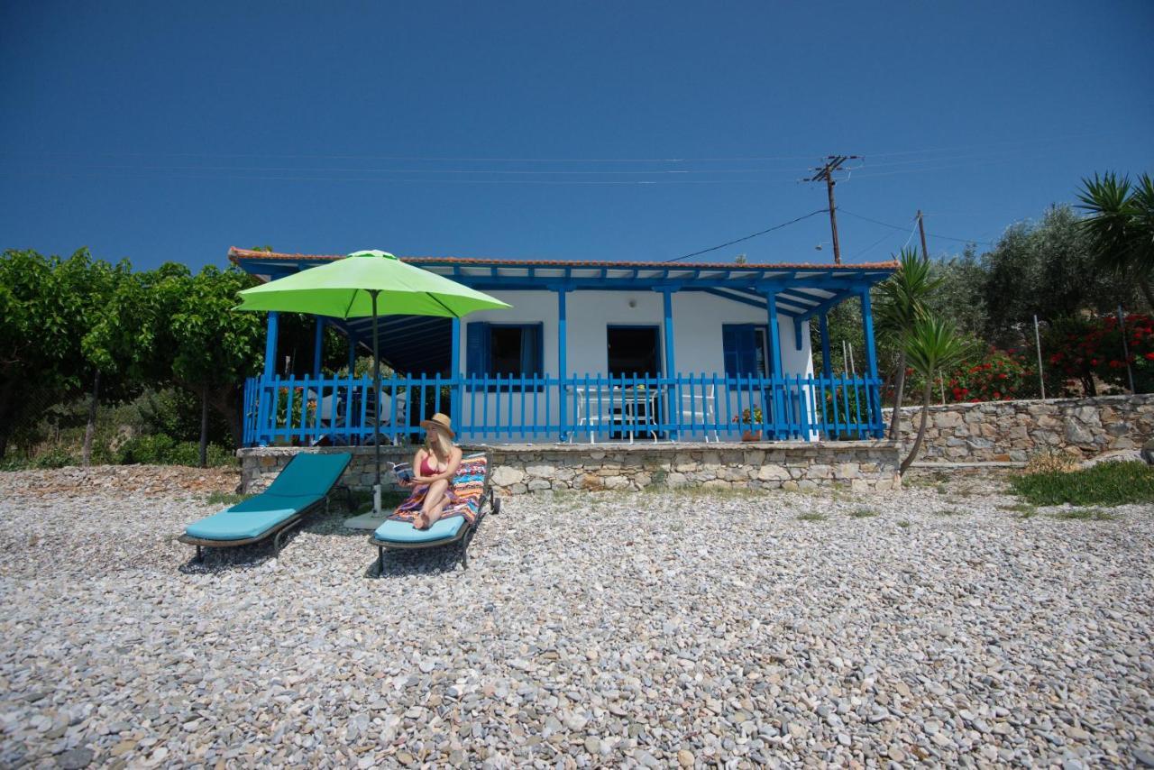 Seahorse Cottage Mourtero Luaran gambar