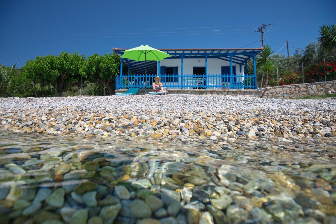 Seahorse Cottage Mourtero Luaran gambar