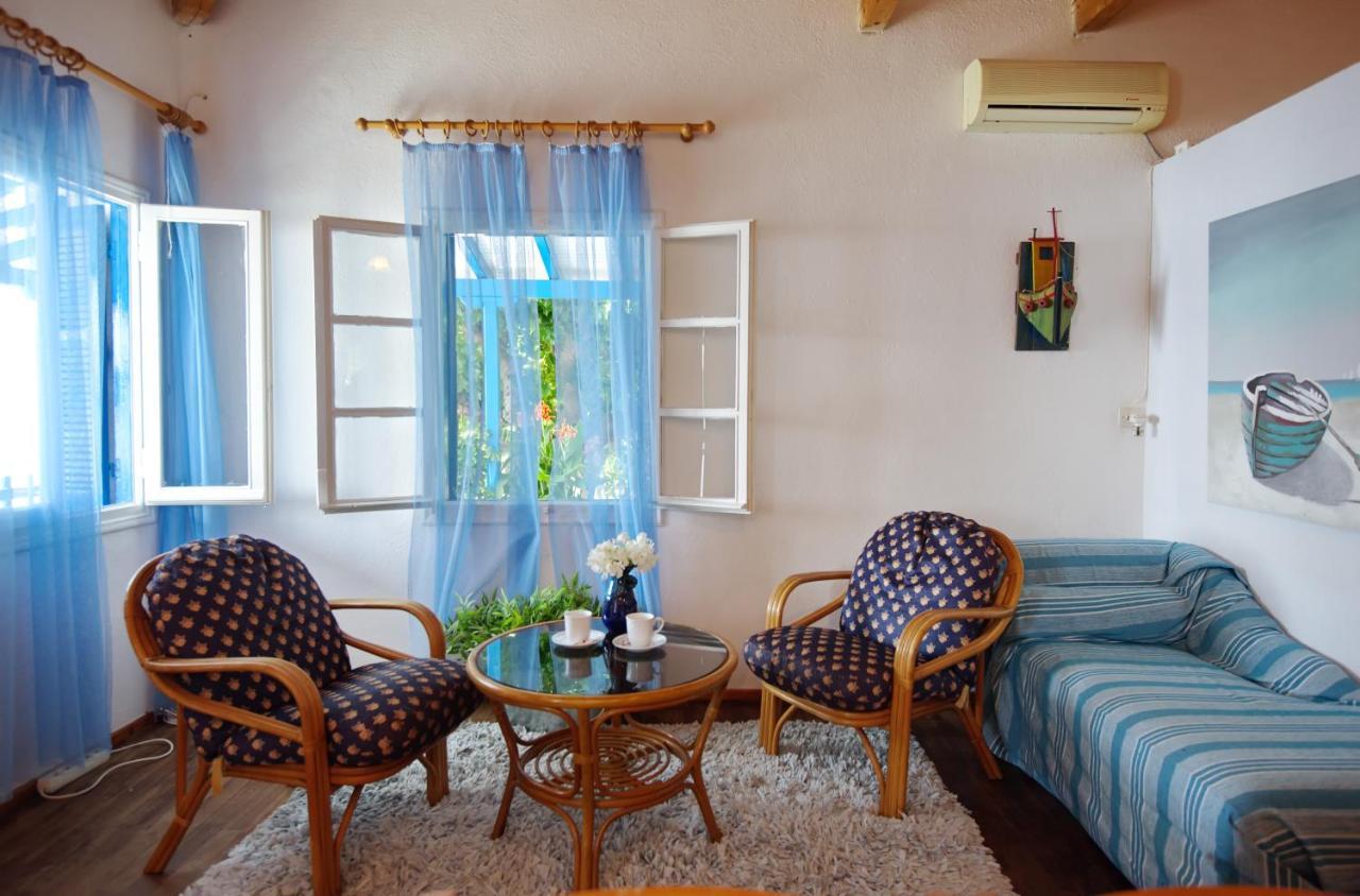 Seahorse Cottage Mourtero Luaran gambar