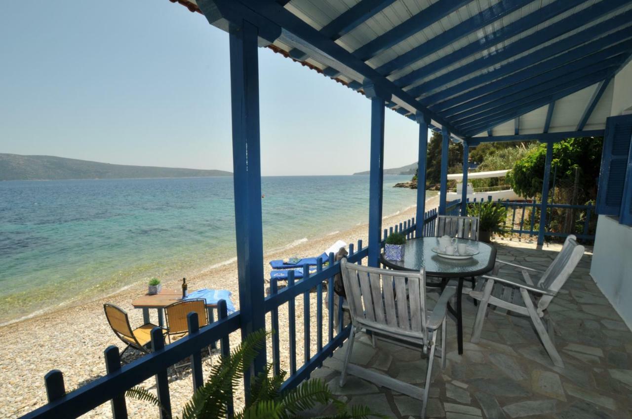 Seahorse Cottage Mourtero Luaran gambar