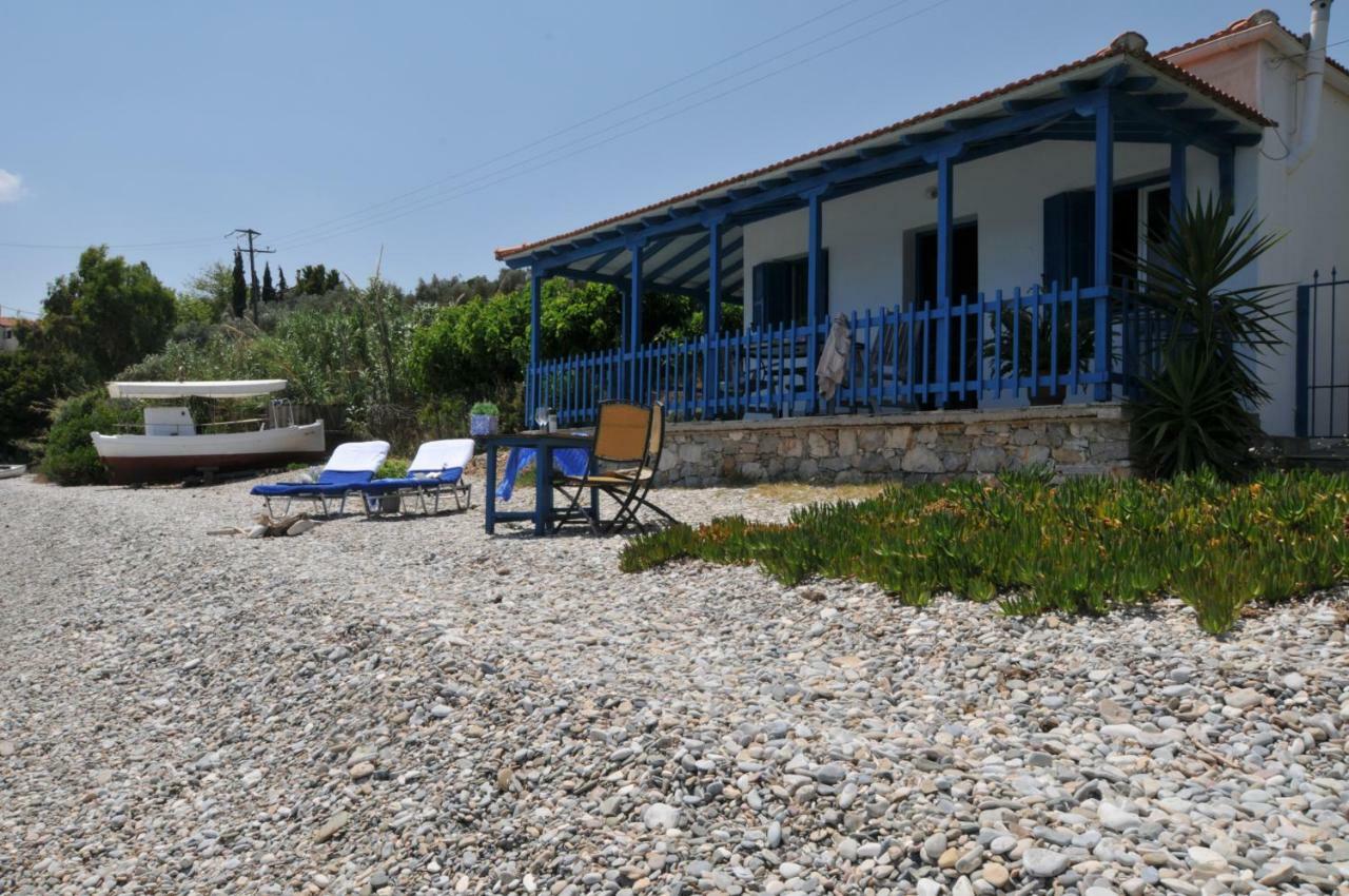 Seahorse Cottage Mourtero Luaran gambar